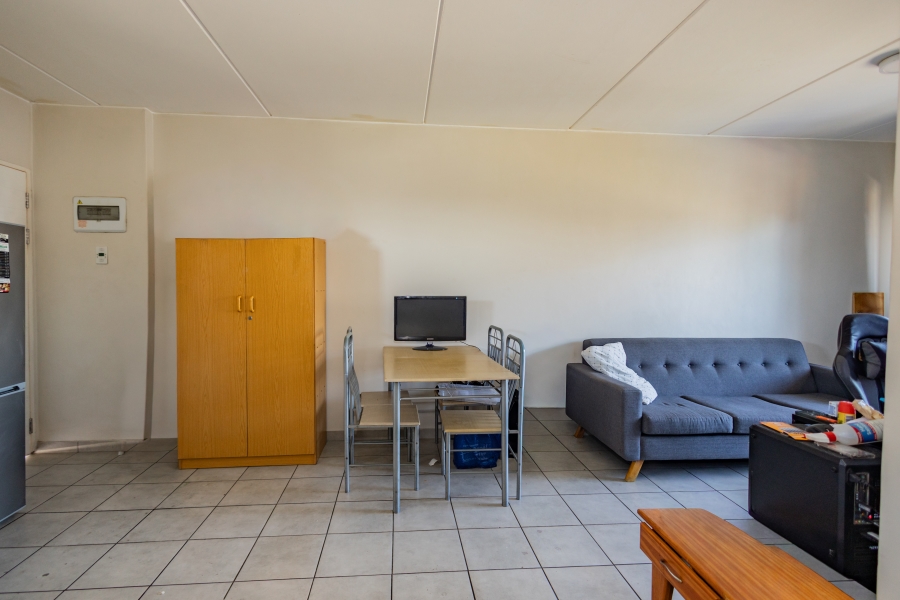 1 Bedroom Property for Sale in Parklands North Western Cape